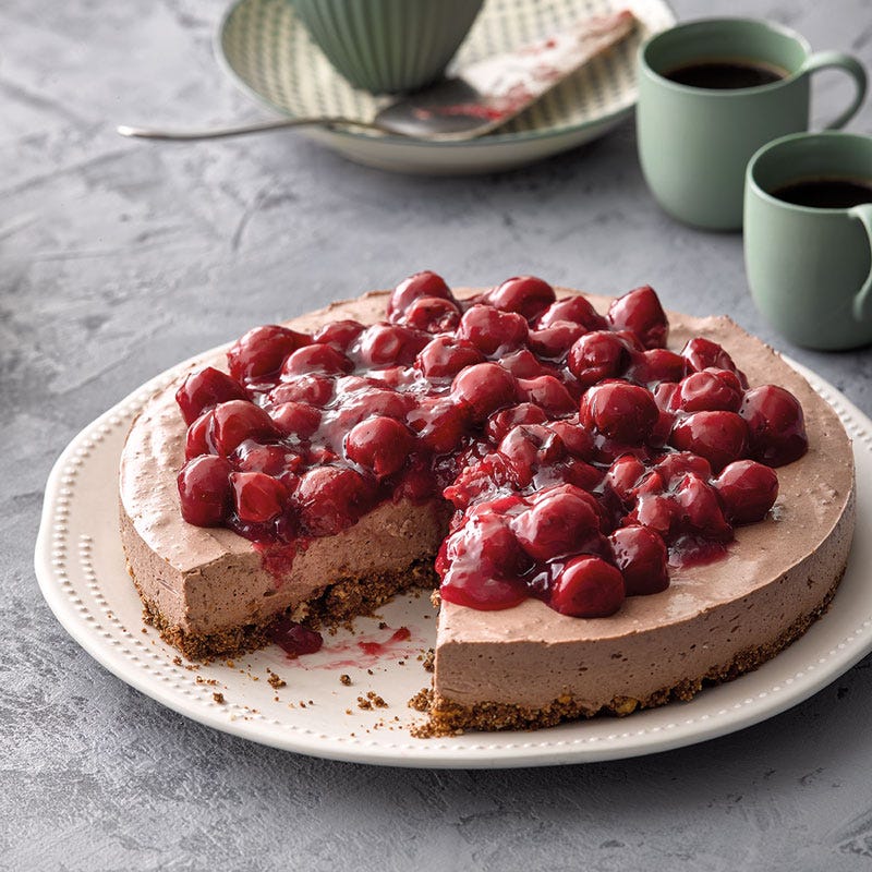 Zwieback-Schoko-Torte mit Kirschen