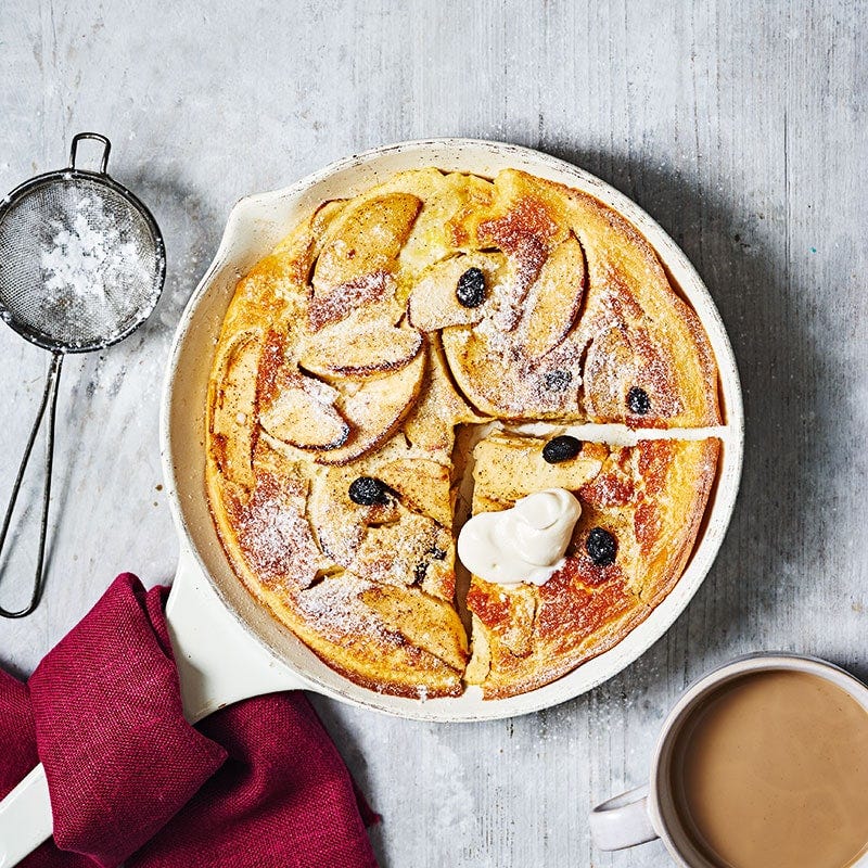 Apple and sultana baby pancake