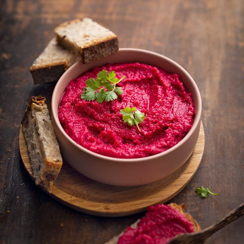 Beetroot hummus