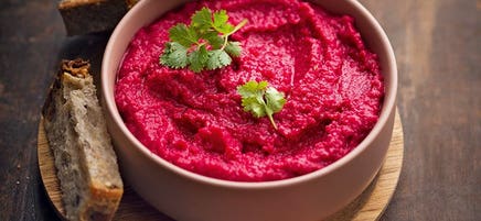 Beetroot hummus