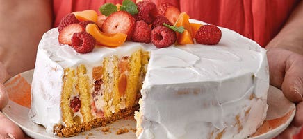 Obstsalat-Wickeltorte