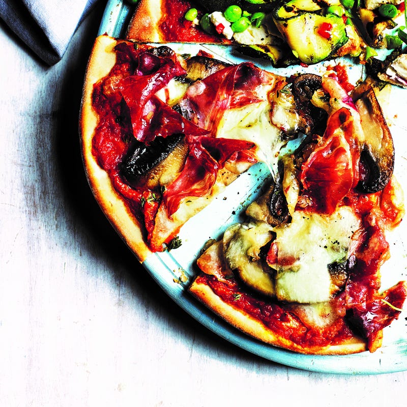 Photo of Prosciutto & mushroom pizza by WW