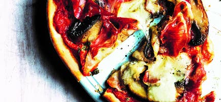 Prosciutto & mushroom pizza