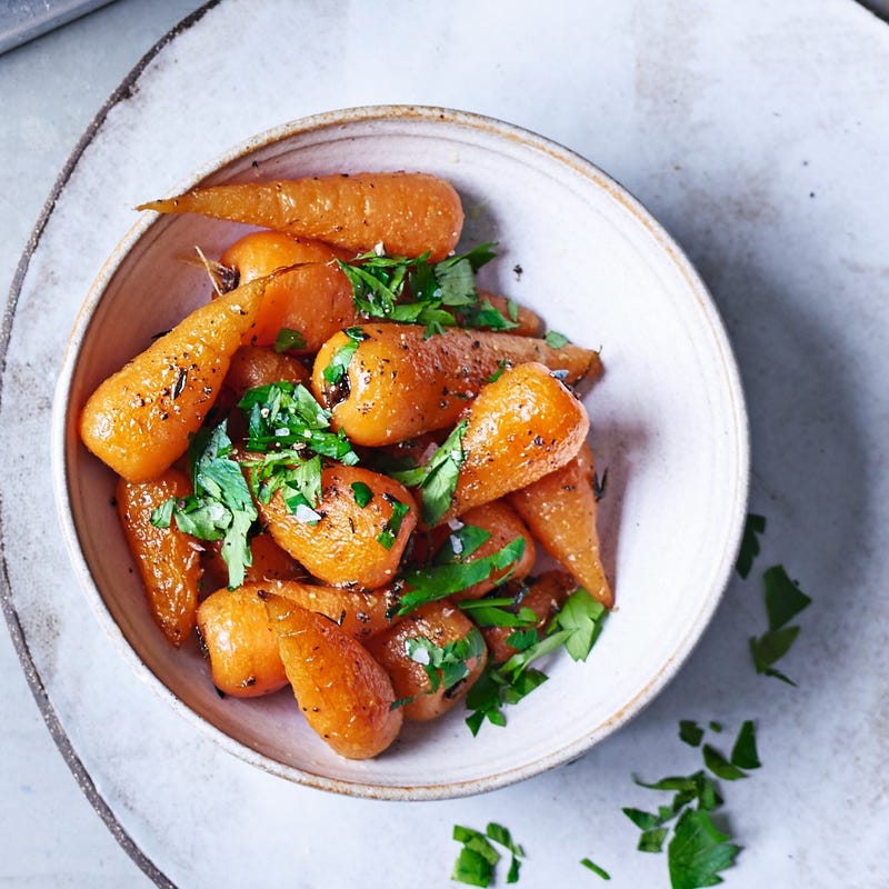 Photo of Roast chantenay carrots with herbs by WW