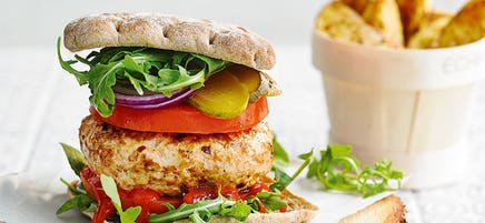 Spicy turkey burgers