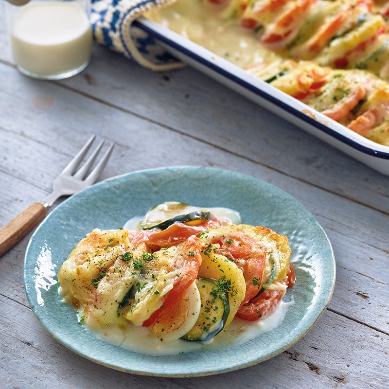 Foto van Aardappelgratin met tomaat en courgette door WW