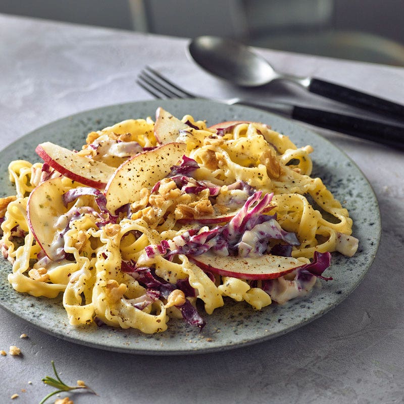 Gorgonzola-Pasta mit Birnen und Walnüssen