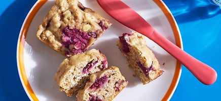 Cherry-spice oatmeal breakfast bread