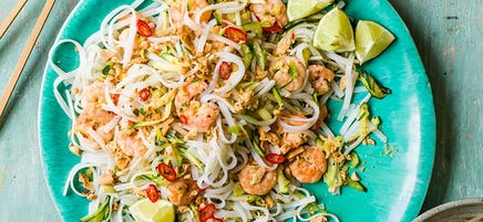 Prawn pad thai