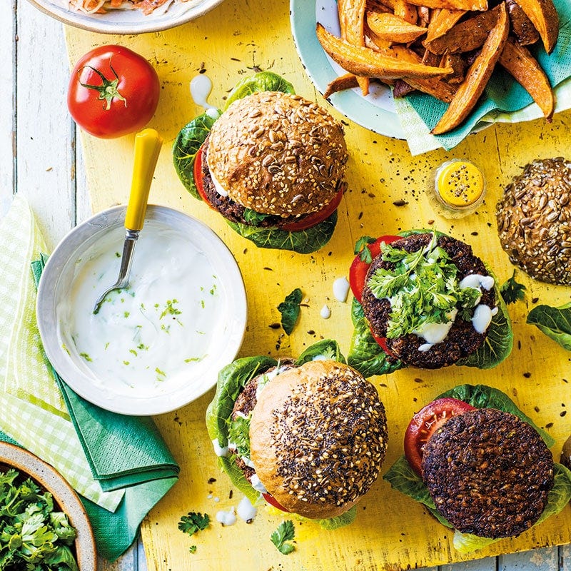 Spicy black bean burgers