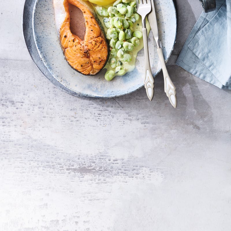 Foto van Zalm met tuinbonen en gekookte aardappelen door WW
