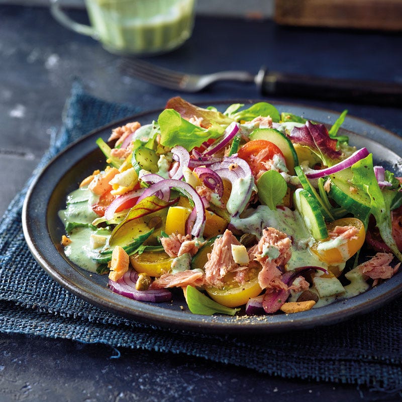 Thunfischsalat mit Basilikumdressing