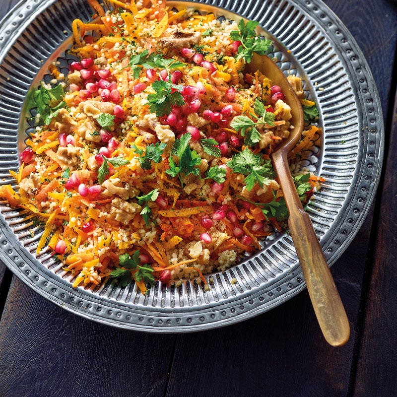 Kürbis-Couscous-Salat mit Walnüssen