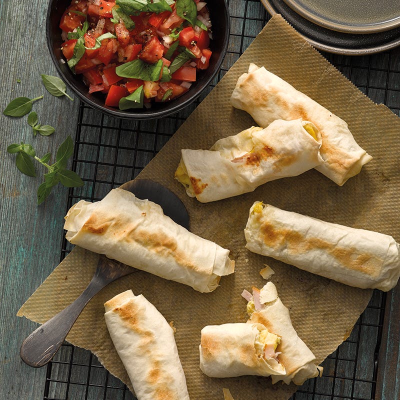 Foto van Roereirolletjes met tomatensalade door WW