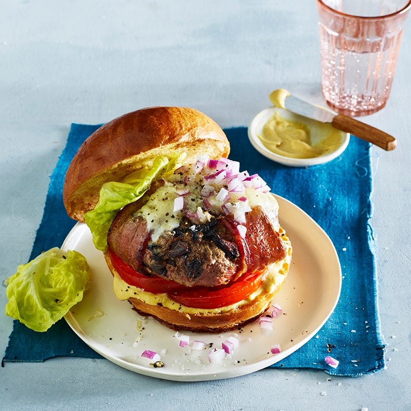 Ultimate bacon cheeseburgers