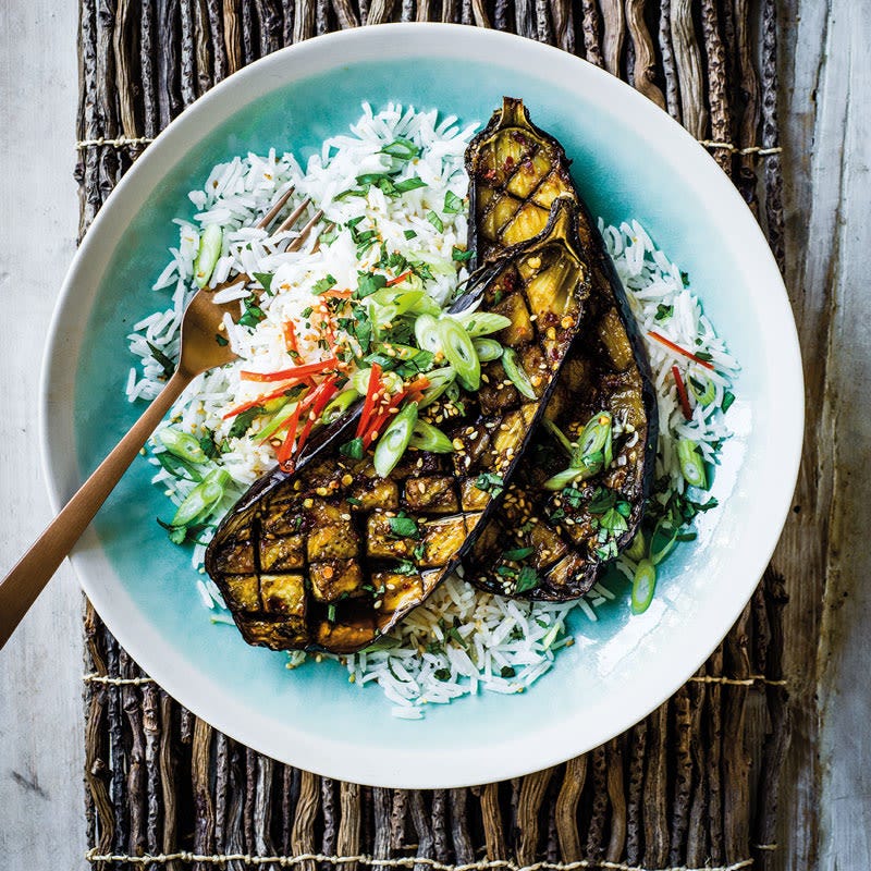 Glasierte Auberginen mit Sesamsamen