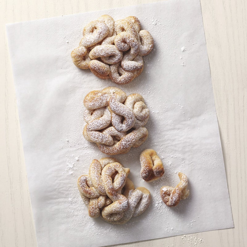 Air-fryer funnel cakes