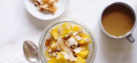Tropical overnight oats