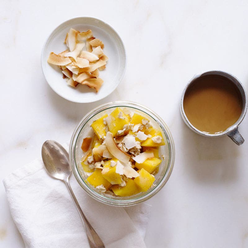 Tropical overnight oats