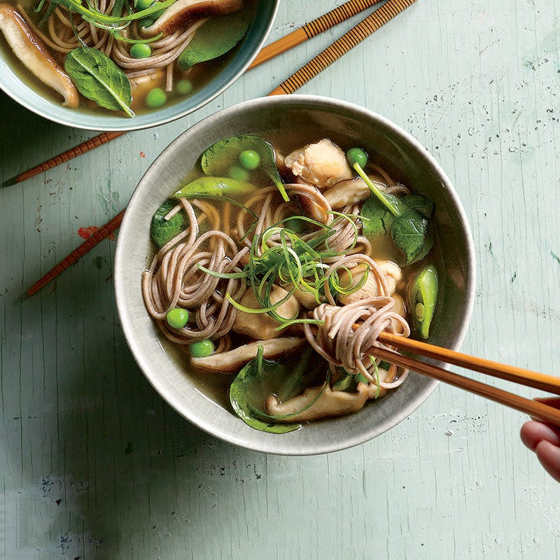 Soba noodle chicken bowl