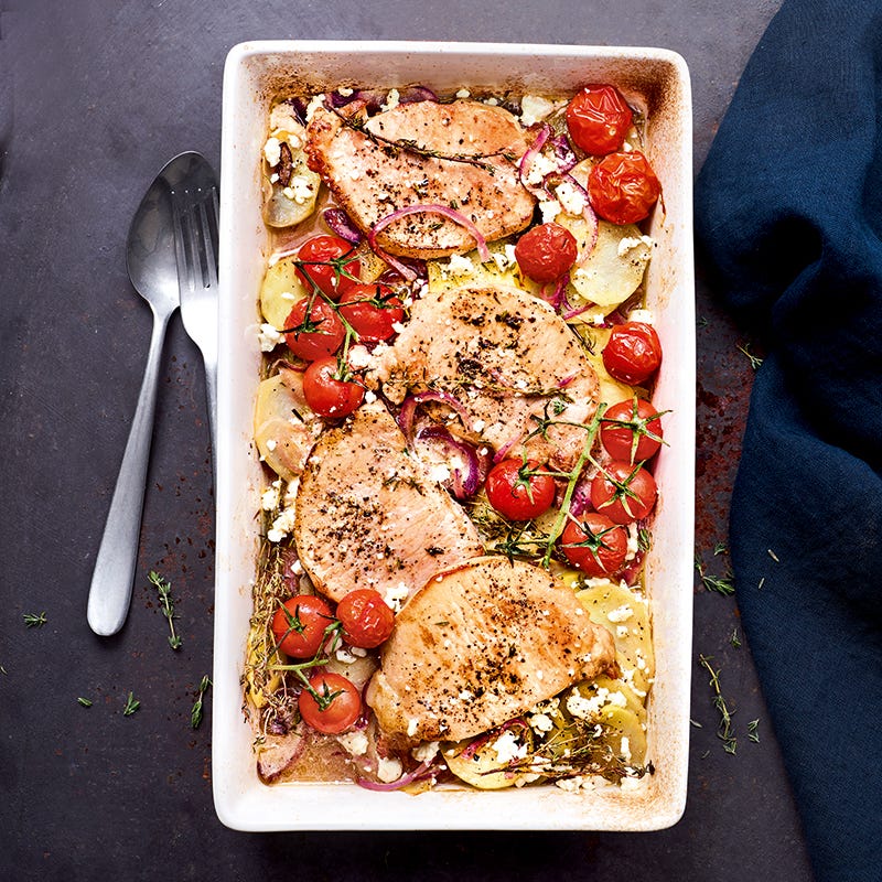 Foto van Varkenslapje met tomaat, aardappel en feta door WW