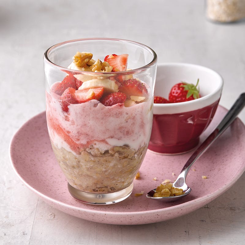 Overnight-Erdbeer-Oats mit Banane