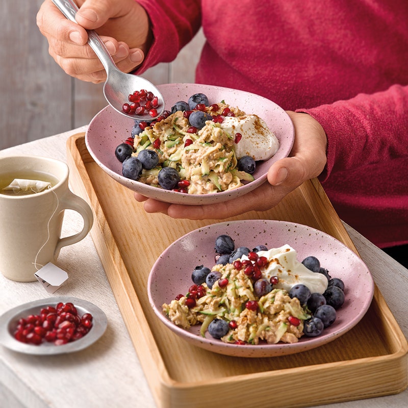 Zucchini-Oats mit Blaubeeren
