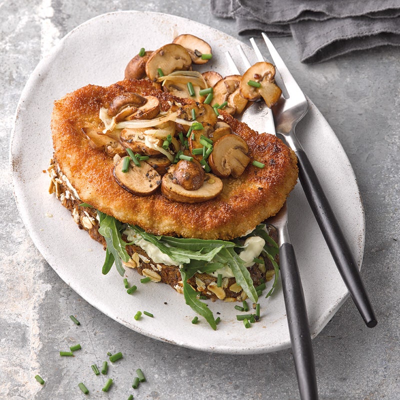 Schnitzel-Sandwich mit Champignons