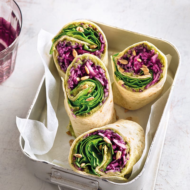 Gemüsewrap mit Basilikumhummus