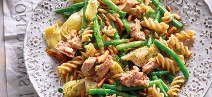 Nudel-Thunfisch-Salat mit Bohnen