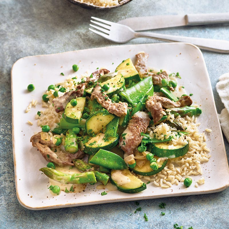 Grünes Rindergeschnetzeltes mit Reis