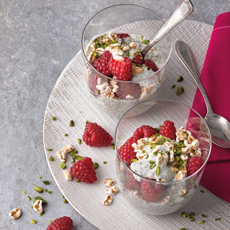 Matcha-Chia-Pudding im Glas