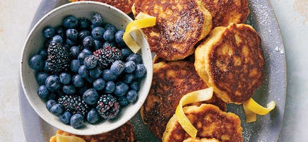 Fluffige Zitronen-Ricotta-Pancakes