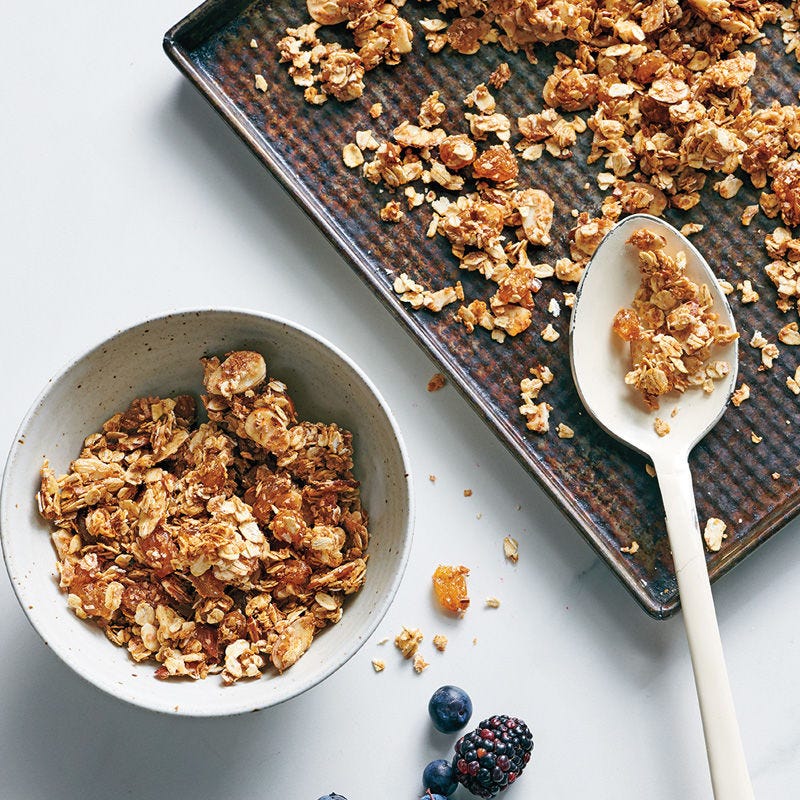 Nussmüesli mit Sultaninen