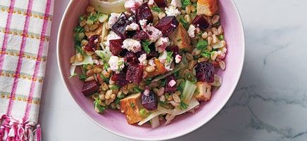 Dinkelsalat mit Randen und Fenchel
