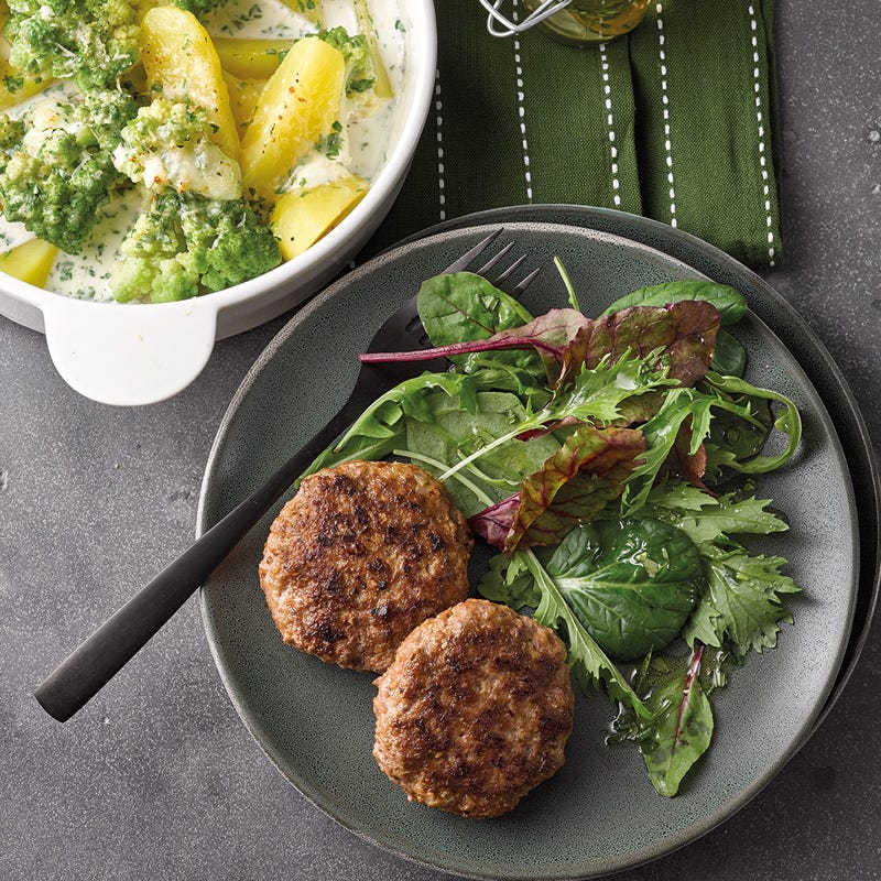 Tätschli mit Kartoffeln und Romanesco