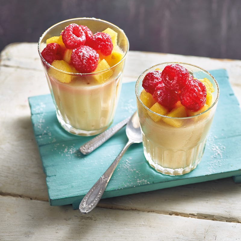 Mandel-Tonkabohnen-Creme mit Pfirsich