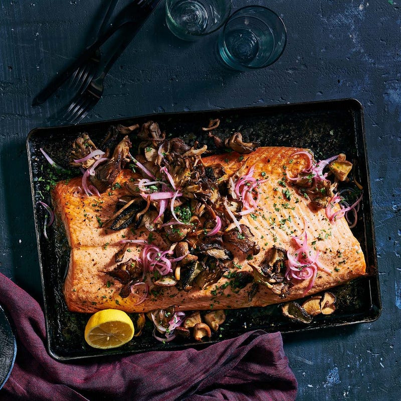 Photo of Roasted salmon & mushrooms with quick-pickled shallots by WW