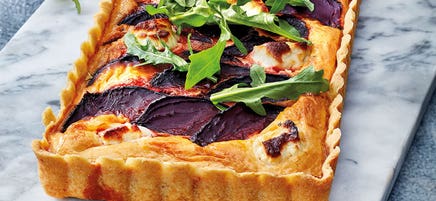 Rote-Bete-Tarte mit Ziegenkäse