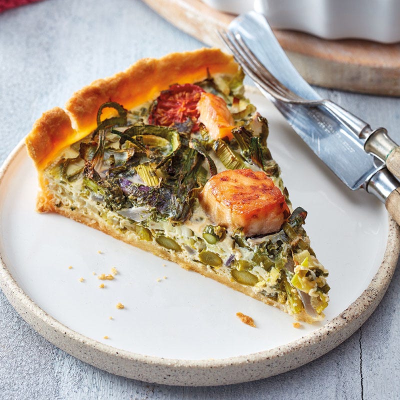 Lachs-Gemüse-Quiche mit Basilikum