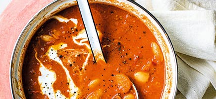 Harissa, butter bean & roasted tomato soup