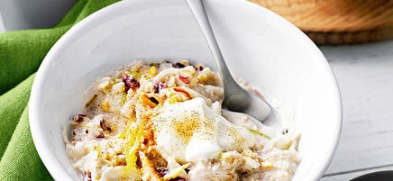Cranberry, pear & almond muesli