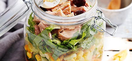 Brown rice & tuna salad in a jar