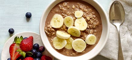 Chocolate & peanut overnight oats