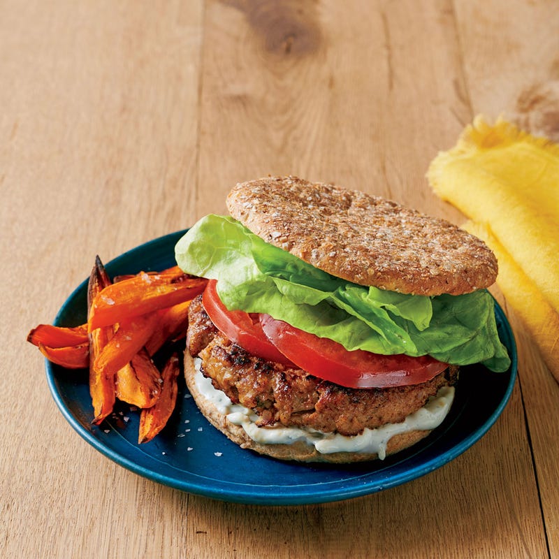 Burgers de poulet à la sauge et au bleu