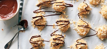 Choc-coconut balls