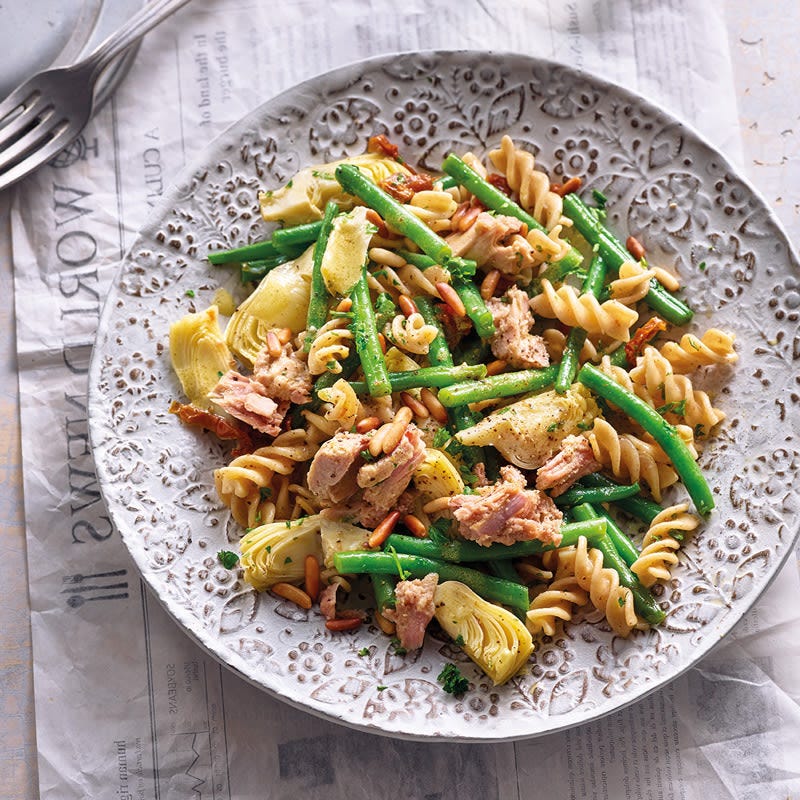 Teigwaren-Thunfisch-Salat mit Bohnen