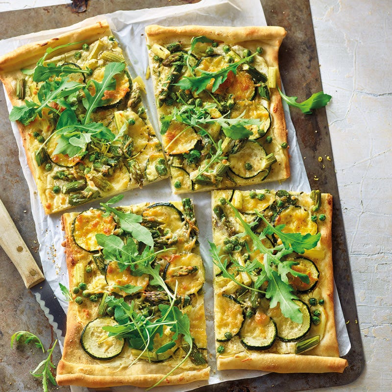 Gemüseflammkuchen mit Rucola