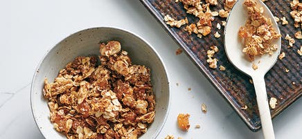 Granola med mandel och russin