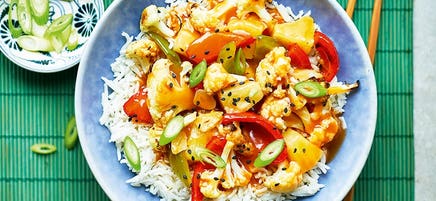Sweet and sour cauliflower with rice